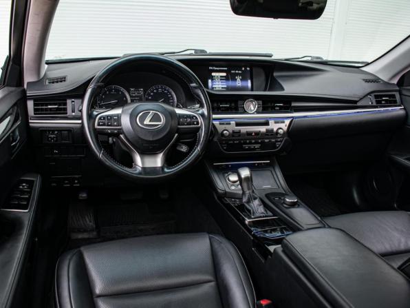 Lexus ES VI Рестайлинг с пробегом 2016 года, цена 2 100 000 рублей, 202028 км, седан, Автокод Объявления