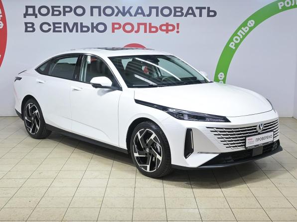 Changan Lamore с пробегом 2023 года, цена 2 020 000 рублей, 14500 км, седан, Автокод Объявления
