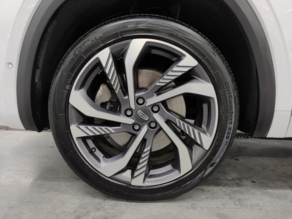 Geely Monjaro I с пробегом 2023 года, цена 2 949 000 рублей, 110153 км, внедорожник, Автокод Объявления