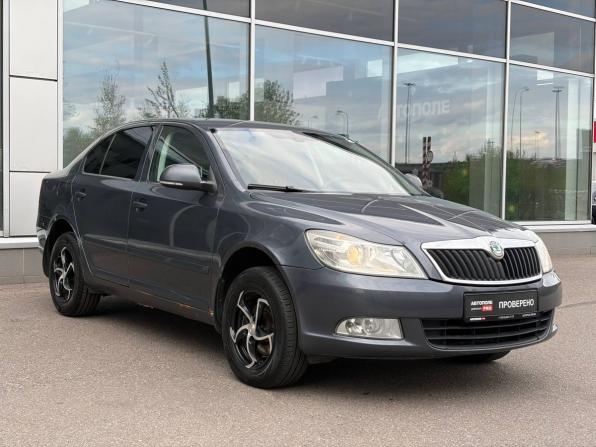 Skoda Octavia II (A5) Рестайлинг с пробегом 2013 года, цена 545 000 рублей, 323000 км, лифтбек, Автокод Объявления