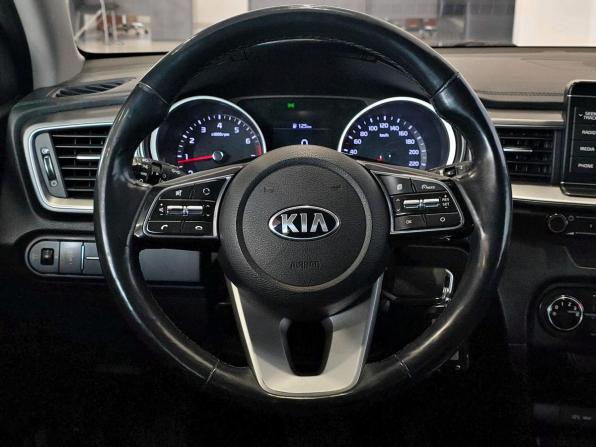 Kia Ceed III с пробегом 2018 года, цена 1 635 000 рублей, 160000 км, хэтчбек, Автокод Объявления
