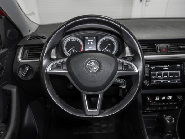 Skoda Rapid I с пробегом 2017 года, цена 1 100 000 рублей, 77628 км, лифтбек, Автокод Объявления