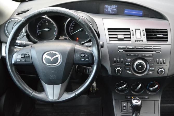 Mazda 3 II (BL) Рестайлинг с пробегом 2012 года, цена 990 000 рублей, 189891 км, седан, Автокод Объявления