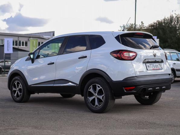 Renault Kaptur I с пробегом 2018 года, цена 1 199 000 рублей, 117680 км, внедорожник, Автокод Объявления
