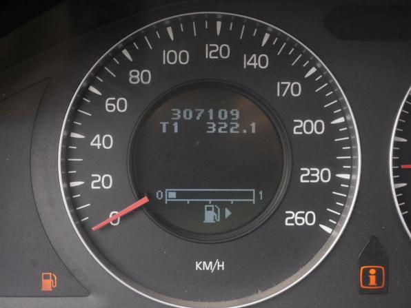 Volvo XC70 II с пробегом 2008 года, цена 1 051 000 рублей, 307108 км, универсал, Автокод Объявления