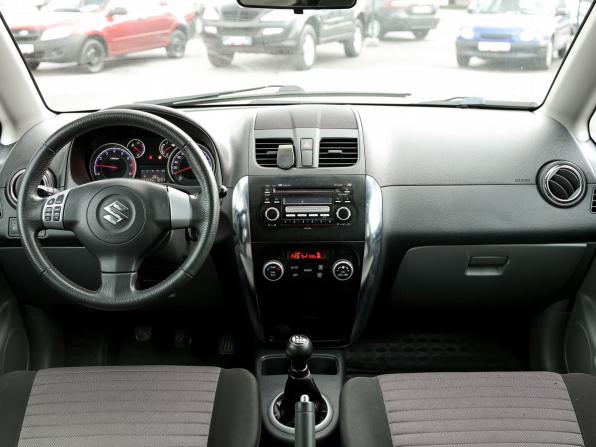 Suzuki SX4 I (Classic) Рестайлинг с пробегом 2011 года, цена 699 000 рублей, 187234 км, хэтчбек, Автокод Объявления