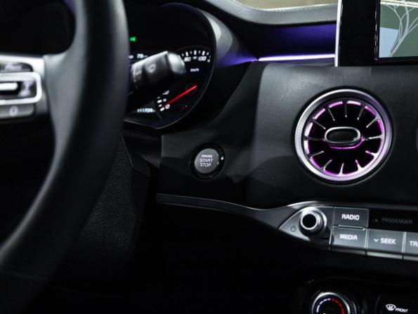 Kia Stinger I с пробегом 2018 года, цена 2 499 700 рублей, 111720 км, лифтбек, Автокод Объявления