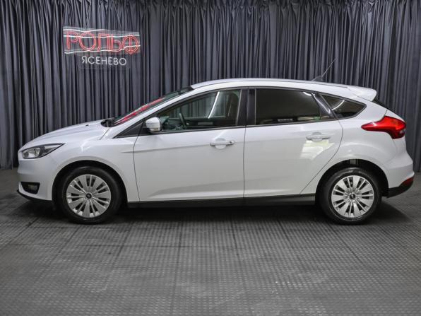 Ford Focus III Рестайлинг с пробегом 2017 года, цена 1 198 000 рублей, 62464 км, хэтчбек, Автокод Объявления
