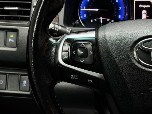 Toyota Camry VII (XV50) Рестайлинг с пробегом 2015 года, цена 2 329 000 рублей, 111559 км, седан, Автокод Объявления