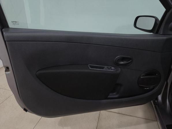 Renault Clio III с пробегом 2008 года, цена 385 000 рублей, 144434 км, хэтчбек, Автокод Объявления