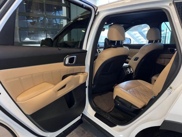 Kia Sorento IV с пробегом 2021 года, цена 3 790 000 рублей, 108464 км, внедорожник, Автокод Объявления