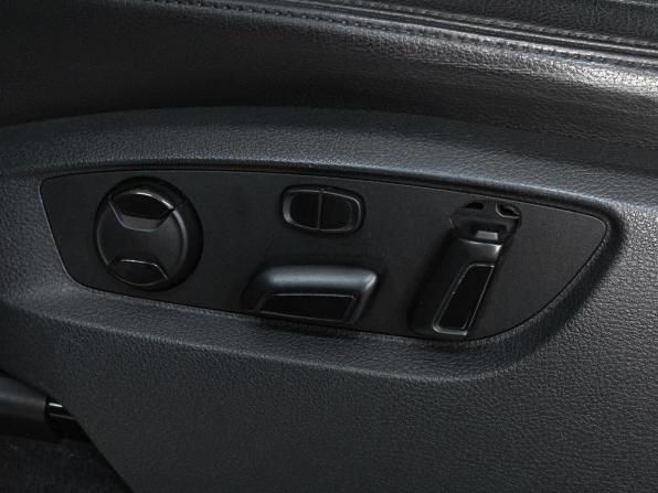 Volkswagen Touareg II с пробегом 2013 года, цена 2 099 000 рублей, 264202 км, внедорожник, Автокод Объявления