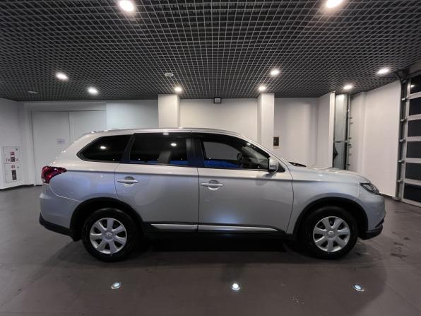 Mitsubishi Outlander III Рестайлинг 3 с пробегом 2021 года, цена 1 990 000 рублей, 114830 км, внедорожник, Автокод Объявления