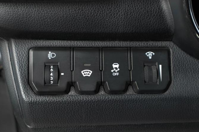 Kia Rio III с пробегом 2012 года, цена 999 000 рублей, 176000 км, седан, Автокод Объявления