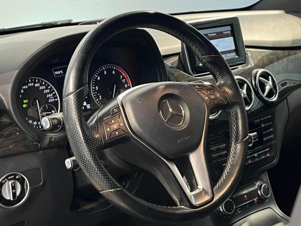 Mercedes-Benz B-Класс II (W246) с пробегом 2013 года, цена 1 250 000 рублей, 150699 км, хэтчбек, Автокод Объявления