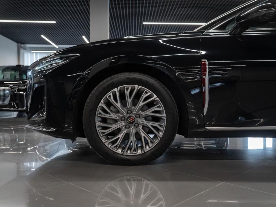 Hongqi H5 II Москва  - изображение 23
