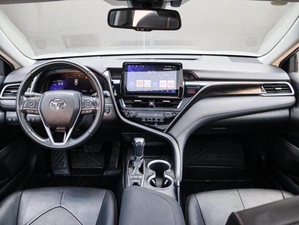 Toyota Camry VIII (XV70) Рестайлинг с пробегом 2023 года, цена 3 690 000 рублей, 23846 км, седан, Автокод Объявления
