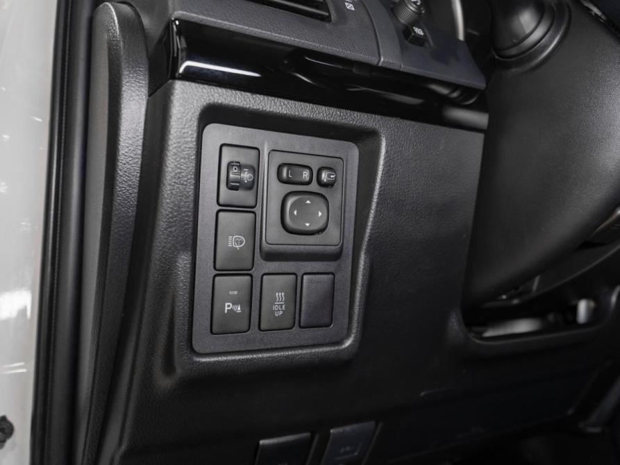 Toyota Land Cruiser Prado 150 Series Рестайлинг 1 Москва  - изображение 23