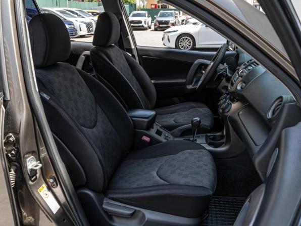 Toyota RAV4 III (XA30) Рестайлинг с пробегом 2011 года, цена 1 213 000 рублей, 194921 км, внедорожник, Автокод Объявления