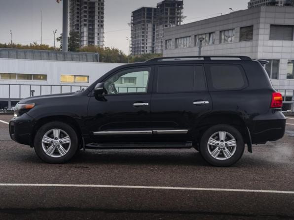 Toyota Land Cruiser 200 Series Рестайлинг 1 с пробегом 2014 года, цена 3 550 000 рублей, 294000 км, внедорожник, Автокод Объявления