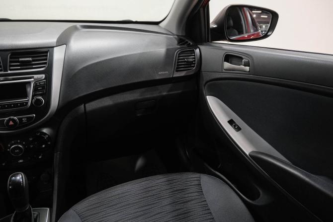 Hyundai Solaris I Рестайлинг с пробегом 2014 года, цена 899 000 рублей, 161000 км, хэтчбек, Автокод Объявления