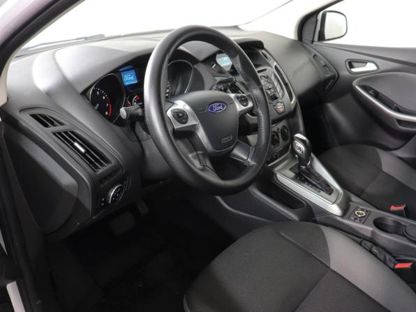 Ford Focus III Рестайлинг с пробегом 2015 года, цена 927 000 рублей, 105724 км, универсал, Автокод Объявления