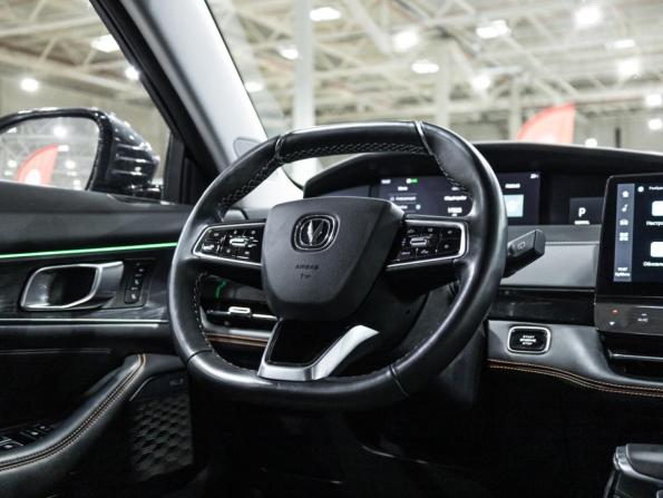 Changan UNI-K с пробегом 2024 года, цена 3 099 700 рублей, 17000 км, внедорожник, Автокод Объявления