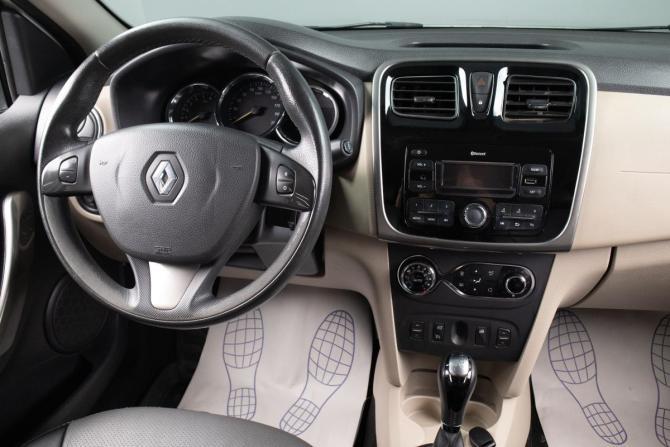 Renault Logan II с пробегом 2017 года, цена 899 000 рублей, 73150 км, седан, Автокод Объявления