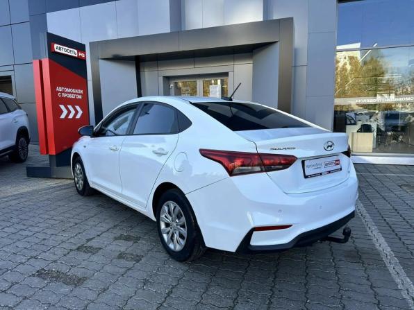 Hyundai Solaris II с пробегом 2017 года, цена 1 155 762 рубля, 80000 км, седан, Автокод Объявления