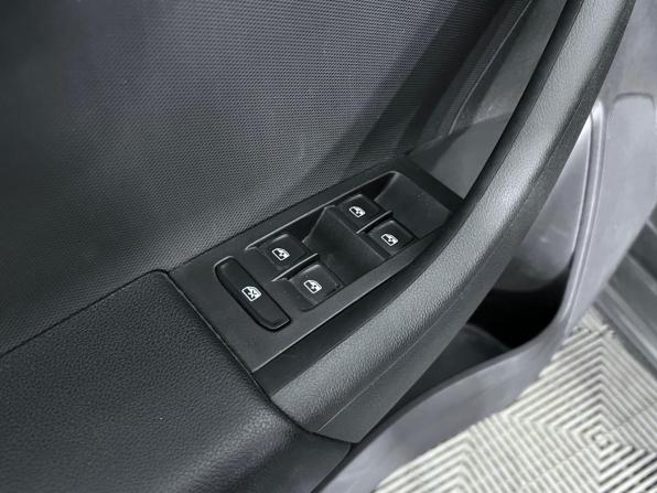 Skoda Rapid II с пробегом 2021 года, цена 1 490 000 рублей, 58388 км, лифтбек, Автокод Объявления
