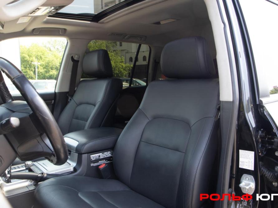 Toyota Land Cruiser 200 Series Рестайлинг 2 Москва  - изображение 18