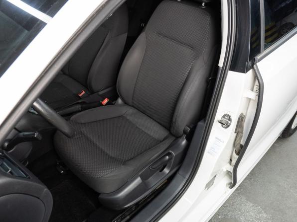 Volkswagen Jetta VI с пробегом 2013 года, цена 1 049 000 рублей, 210245 км, седан, Автокод Объявления