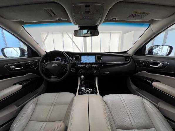 Kia Quoris I Ресталинг 2 с пробегом 2017 года, цена 2 300 000 рублей, 239741 км, седан, Автокод Объявления