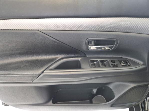 Mitsubishi Outlander III Рестайлинг с пробегом 2014 года, цена 1 479 000 рублей, 215262 км, внедорожник, Автокод Объявления