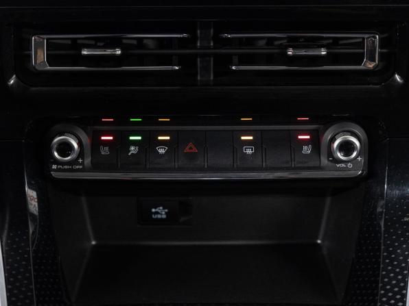 Haval M6 II с пробегом 2023 года, цена 1 750 000 рублей, 38412 км, внедорожник, Автокод Объявления