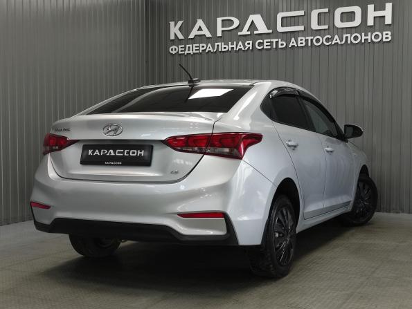 Hyundai Solaris II с пробегом 2018 года, цена 1 230 000 рублей, 120125 км, седан, Автокод Объявления