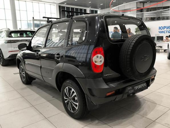 Chevrolet Niva I Рестайлинг с пробегом 2011 года, цена 362 000 рублей, 181436 км, внедорожник, Автокод Объявления