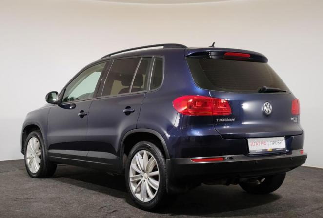 Volkswagen Tiguan I Рестайлинг с пробегом 2013 года, цена 880 000 рублей, 249300 км, внедорожник, Автокод Объявления