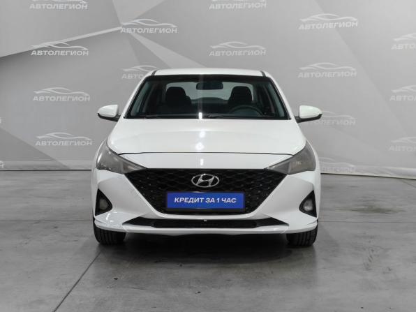Hyundai Solaris II Рестайлинг с пробегом 2020 года, цена 860 000 рублей, 149000 км, седан, Автокод Объявления