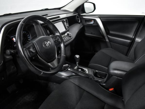 Toyota RAV4 IV (XA40) Рестайлинг с пробегом 2017 года, цена 1 930 000 рублей, 128982 км, внедорожник, Автокод Объявления