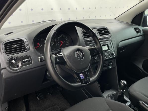 Volkswagen Polo V Рестайлинг с пробегом 2016 года, цена 1 100 000 рублей, 164779 км, седан, Автокод Объявления