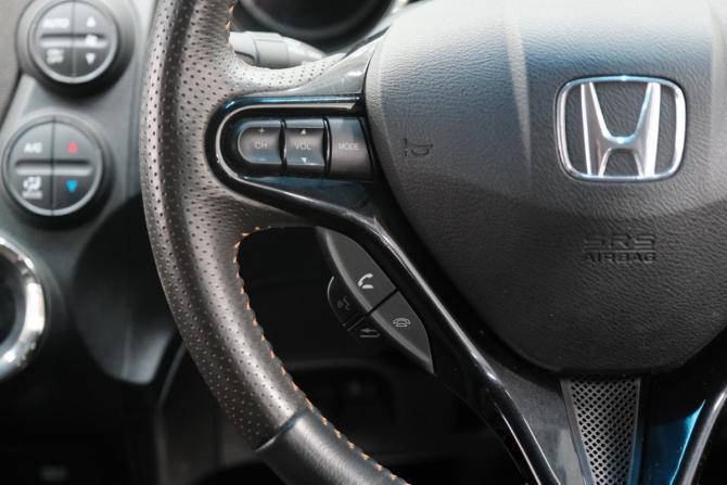 Honda Fit Shuttle I с пробегом 2012 года, цена 1 229 000 рублей, 110450 км, универсал, Автокод Объявления
