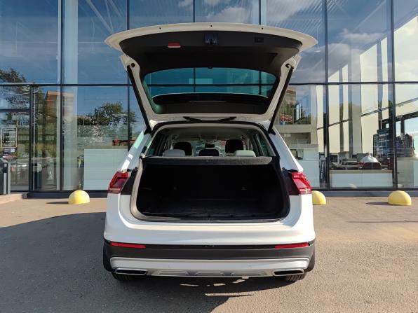 Volkswagen Tiguan II с пробегом 2019 года, цена 2 543 000 рублей, 87789 км, внедорожник, Автокод Объявления