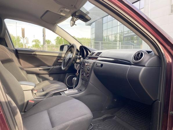 Mazda 3 I (BK) Рестайлинг с пробегом 2006 года, цена 620 000 рублей, 167834 км, седан, Автокод Объявления