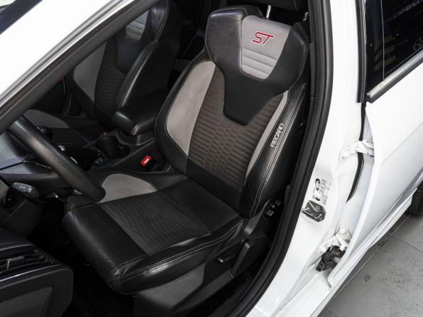 Ford Focus ST III с пробегом 2012 года, цена 1 729 000 рублей, 182394 км, хэтчбек, Автокод Объявления