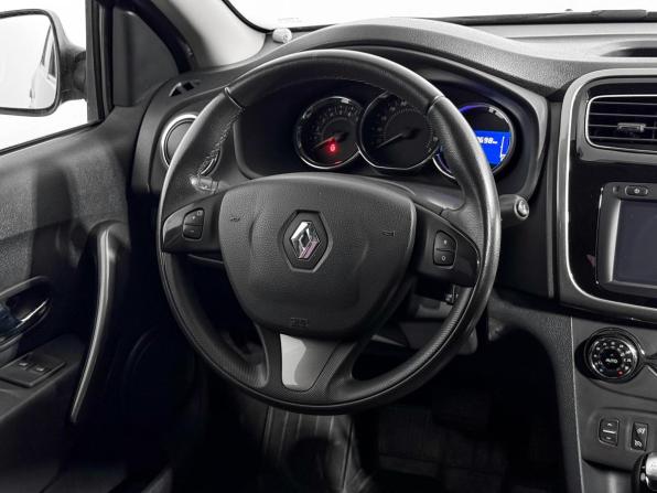 Renault Sandero II с пробегом 2016 года, цена 1 090 000 рублей, 50699 км, хэтчбек, Автокод Объявления