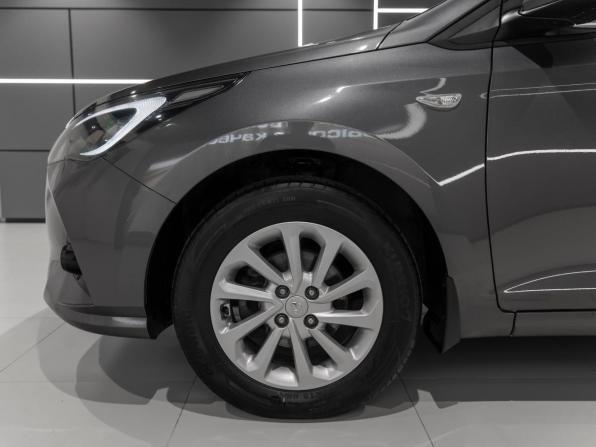 Hyundai Solaris II Рестайлинг с пробегом 2021 года, цена 1 745 000 рублей, 56566 км, седан, Автокод Объявления