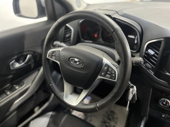 Lada (ВАЗ) XRAY I с пробегом 2021 года, цена 1 205 500 рублей, 44906 км, хэтчбек, Автокод Объявления