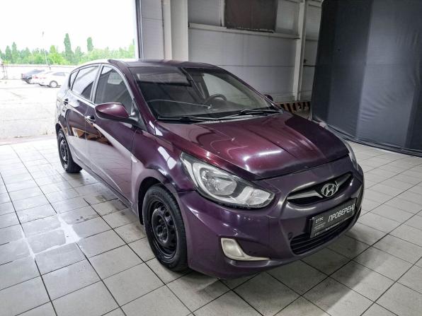 Hyundai Solaris I с пробегом 2012 года, цена 429 000 рублей, 215720 км, хэтчбек, Автокод Объявления