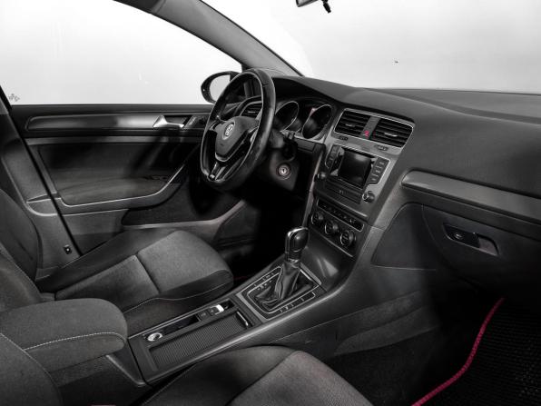 Volkswagen Golf VII с пробегом 2014 года, цена 924 000 рублей, 177416 км, хэтчбек, Автокод Объявления